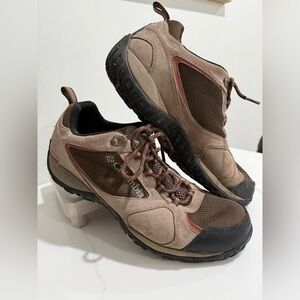 Columbia Men's Size 11.5 Waterproof Hiking Trail Boots